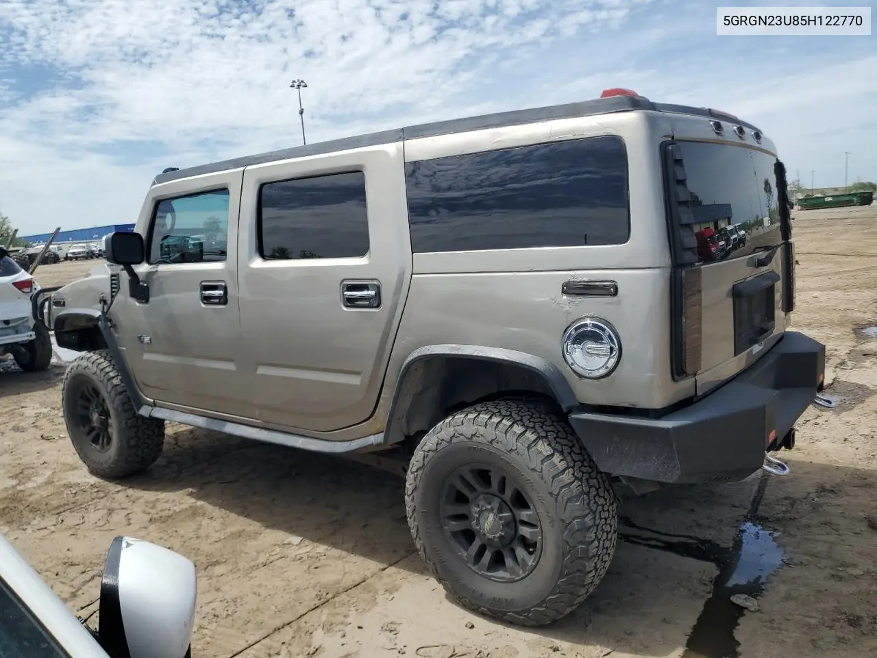 2005 Hummer H2 VIN: 5GRGN23U85H122770 Lot: 56427655
