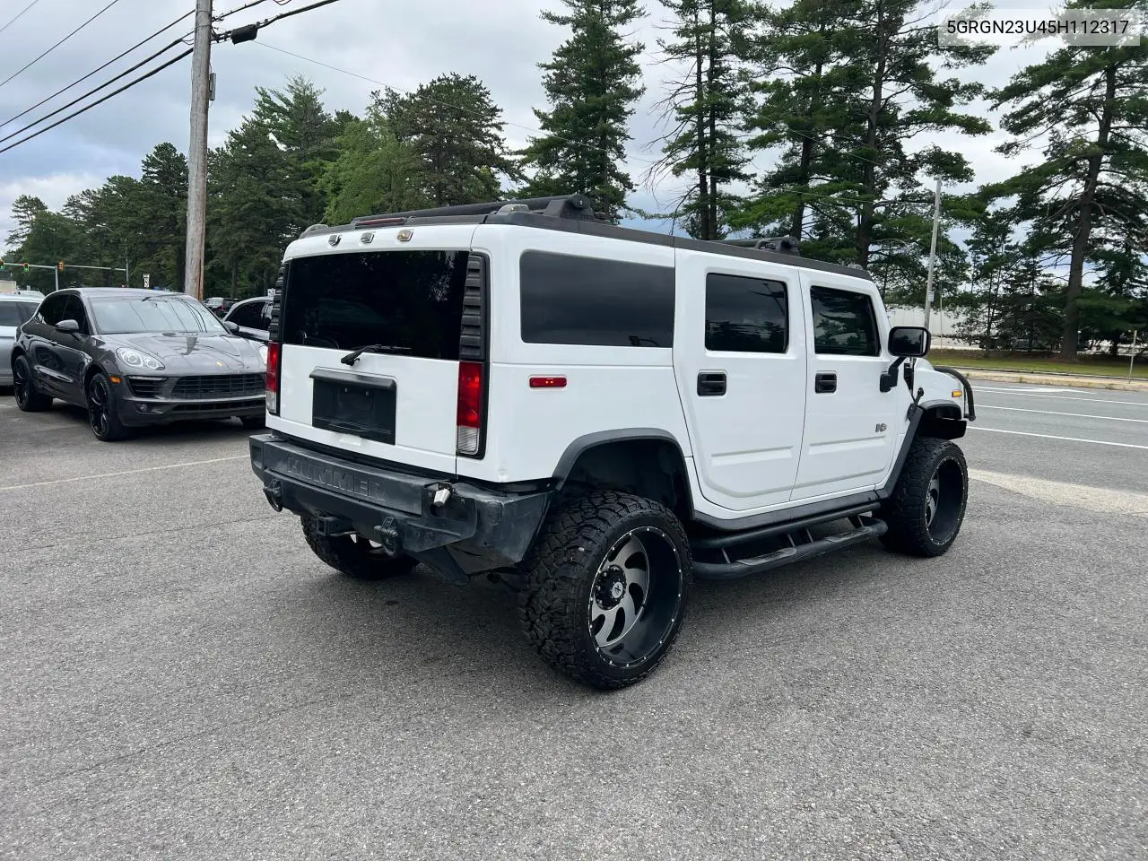 2005 Hummer H2 VIN: 5GRGN23U45H112317 Lot: 64525825