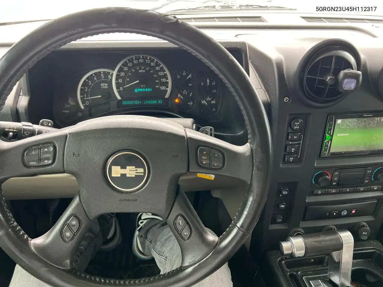 2005 Hummer H2 VIN: 5GRGN23U45H112317 Lot: 64525825