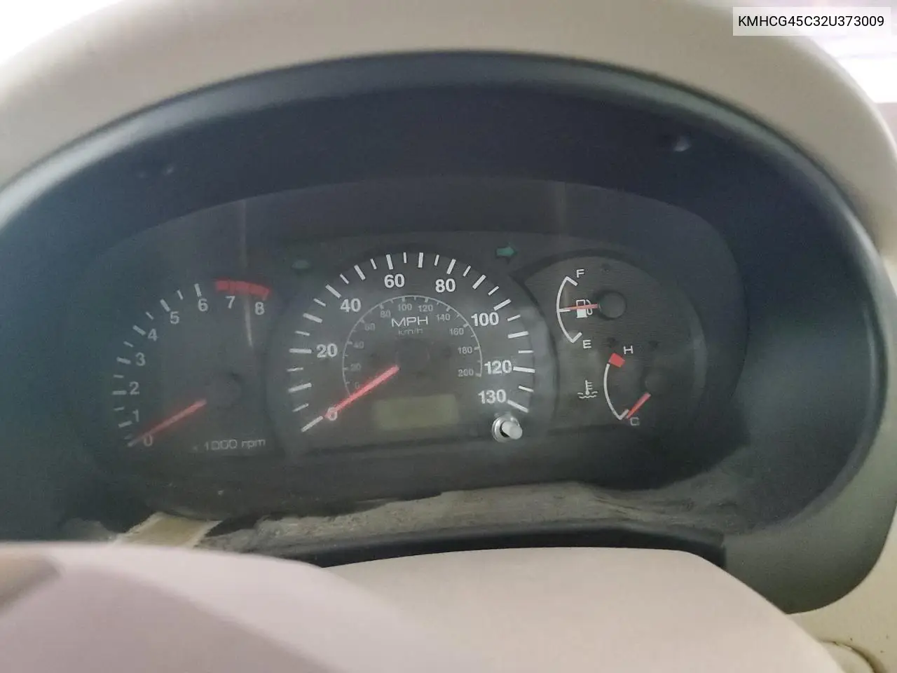 2002 Hyundai Accent Gl VIN: KMHCG45C32U373009 Lot: 62753865