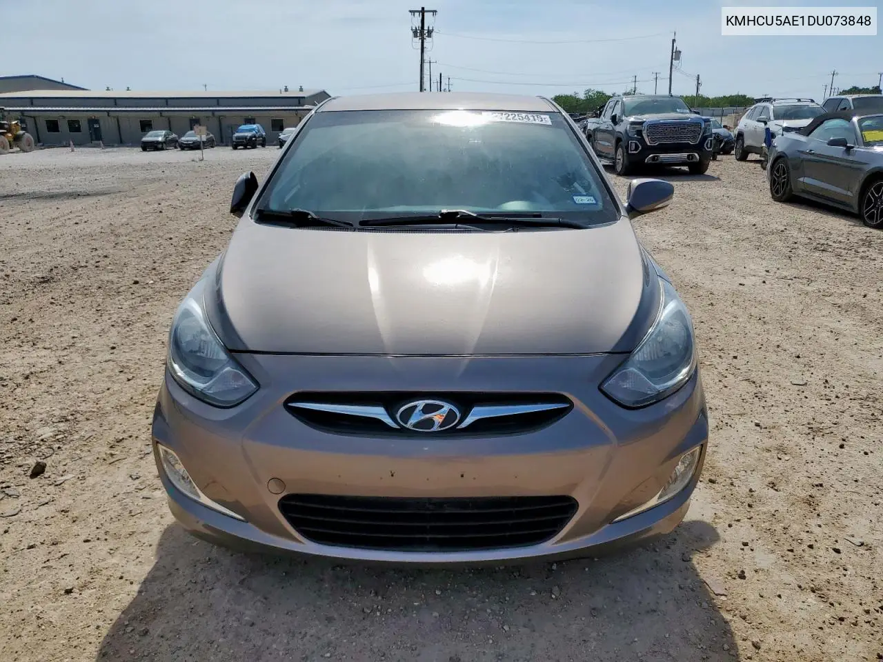 2013 Hyundai Accent Gls VIN: KMHCU5AE1DU073848 Lot: 57225415