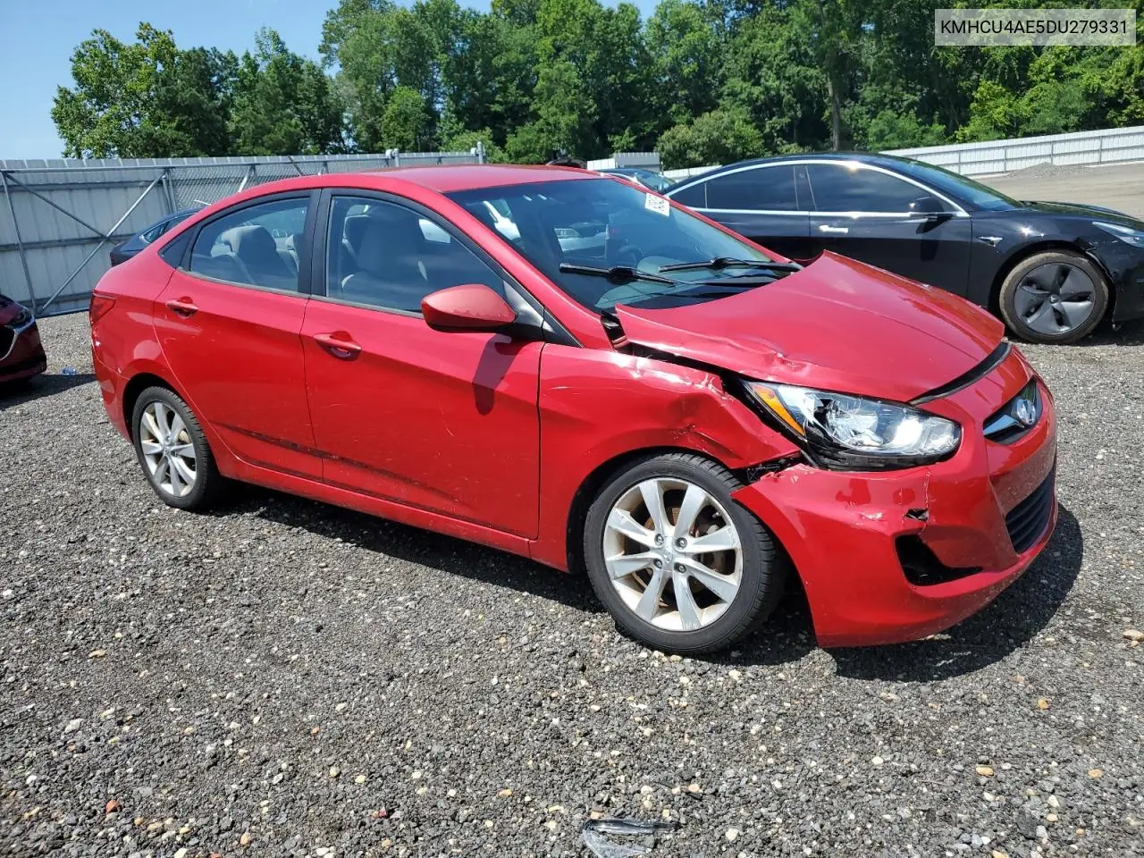 2013 Hyundai Accent Gls VIN: KMHCU4AE5DU279331 Lot: 64384325
