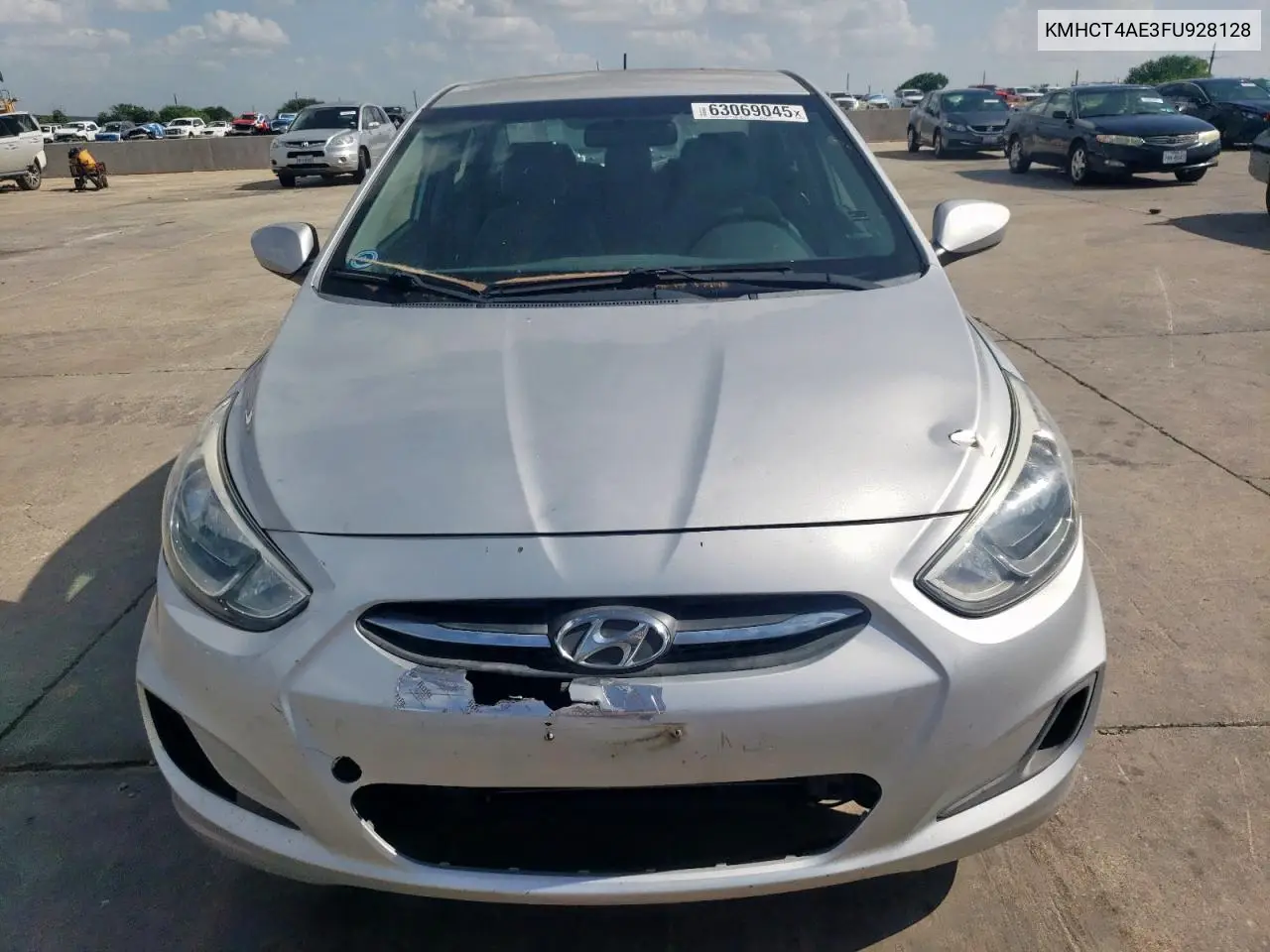 2015 Hyundai Accent Gls VIN: KMHCT4AE3FU928128 Lot: 63069045