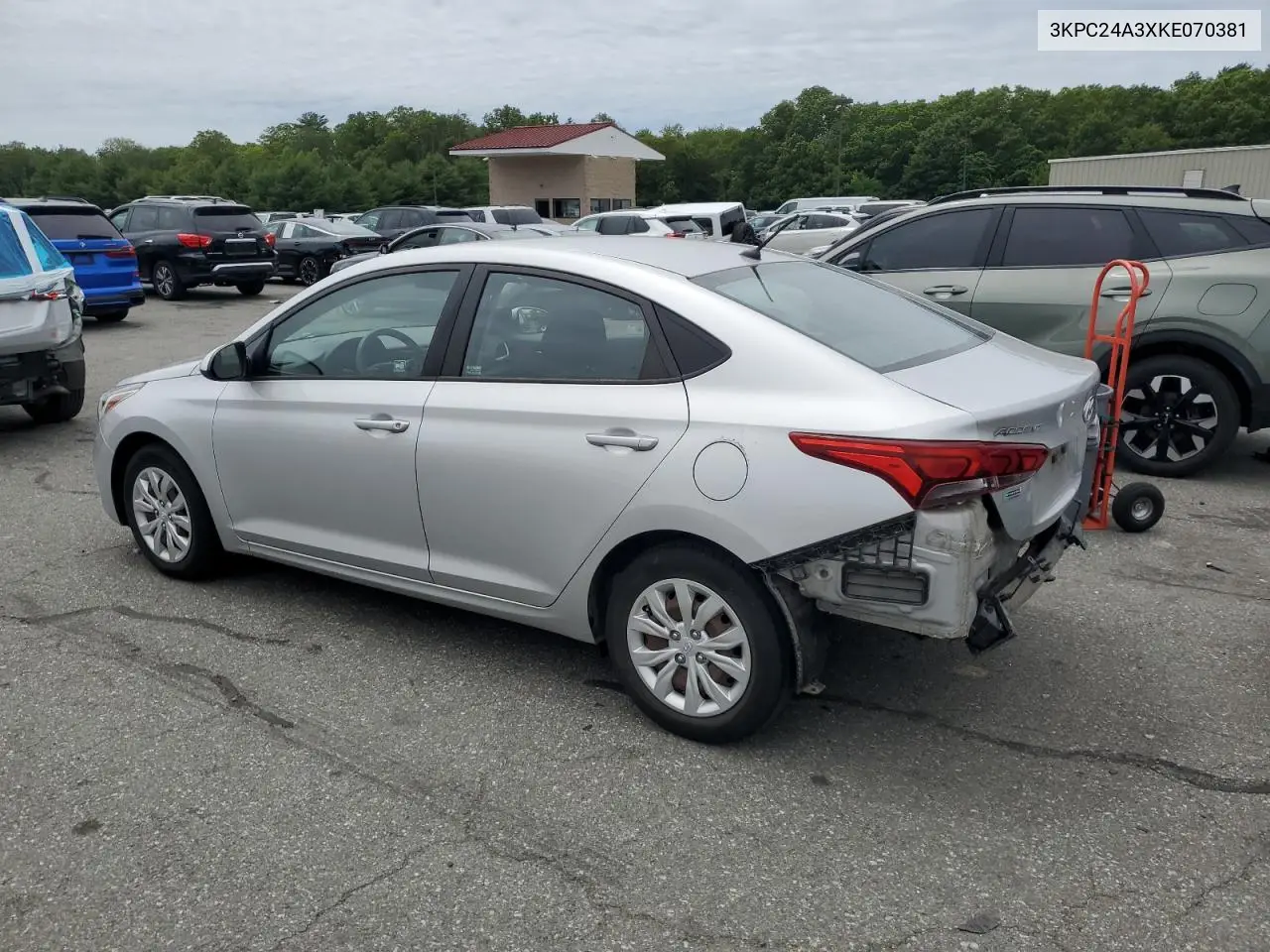 2019 Hyundai Accent Se VIN: 3KPC24A3XKE070381 Lot: 62396215