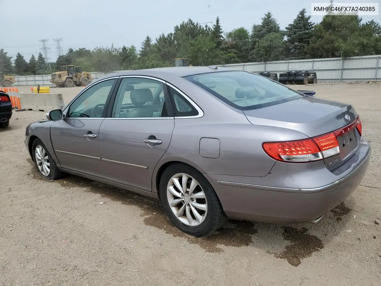 2007 Hyundai Azera Se VIN: KMHFC46FX7A240385 Lot: 60710185