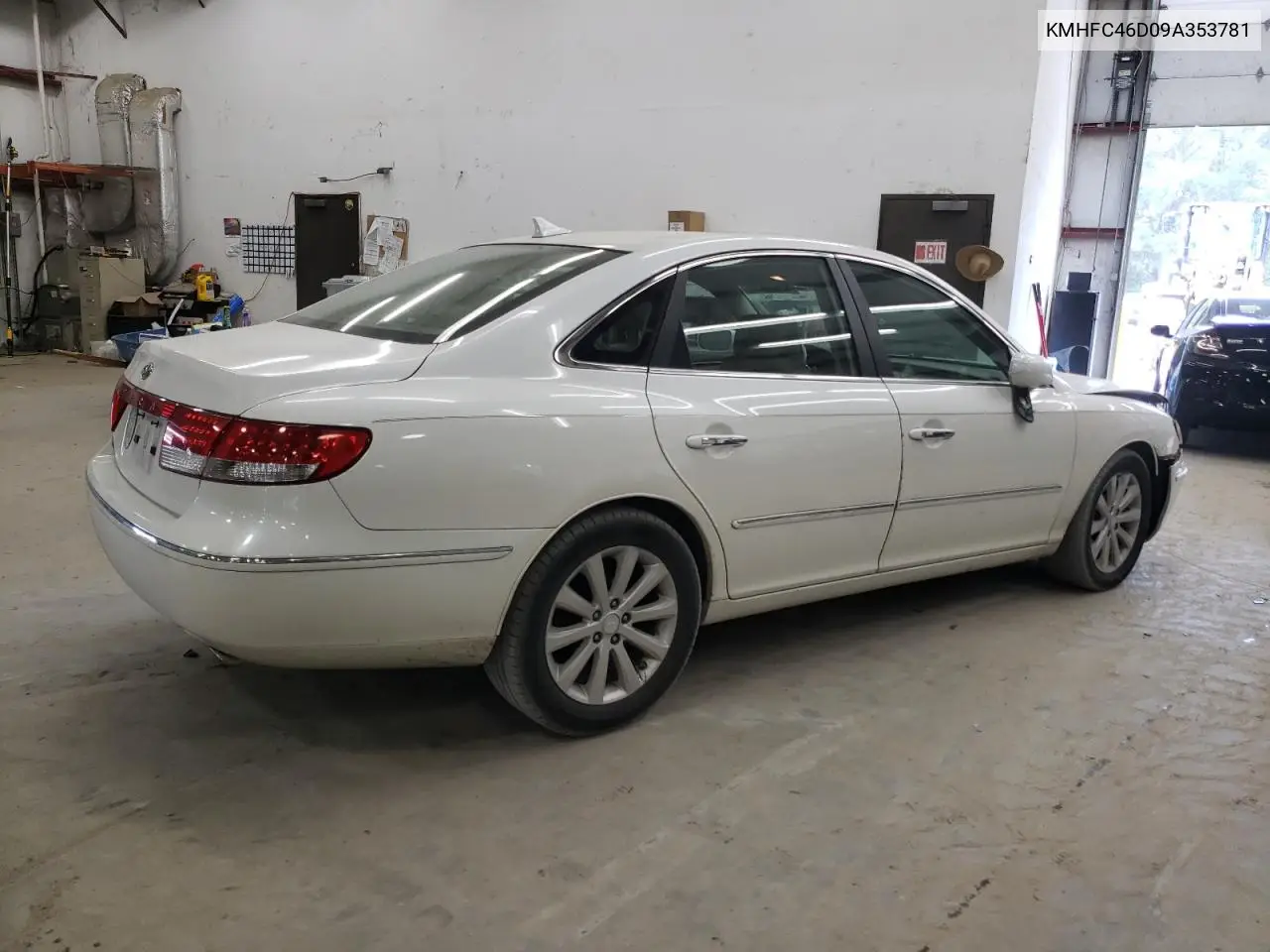 2009 Hyundai Azera Gls VIN: KMHFC46D09A353781 Lot: 62323855