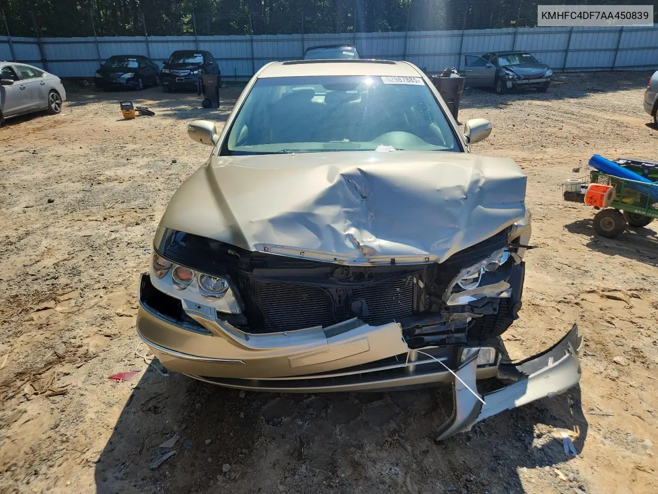 2010 Hyundai Azera Gls VIN: KMHFC4DF7AA450839 Lot: 62987885