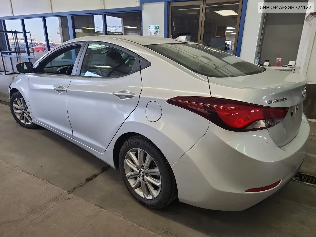 2016 Hyundai Elantra Se VIN: 5NPDH4AE3GH724127 Lot: 58945175
