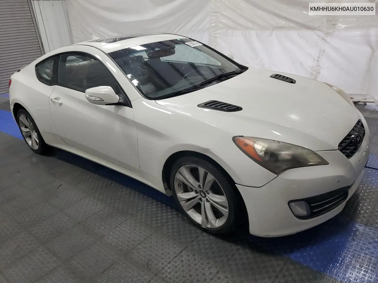2010 Hyundai Genesis Coupe 3.8L VIN: KMHHU6KH0AU010630 Lot: 60736055