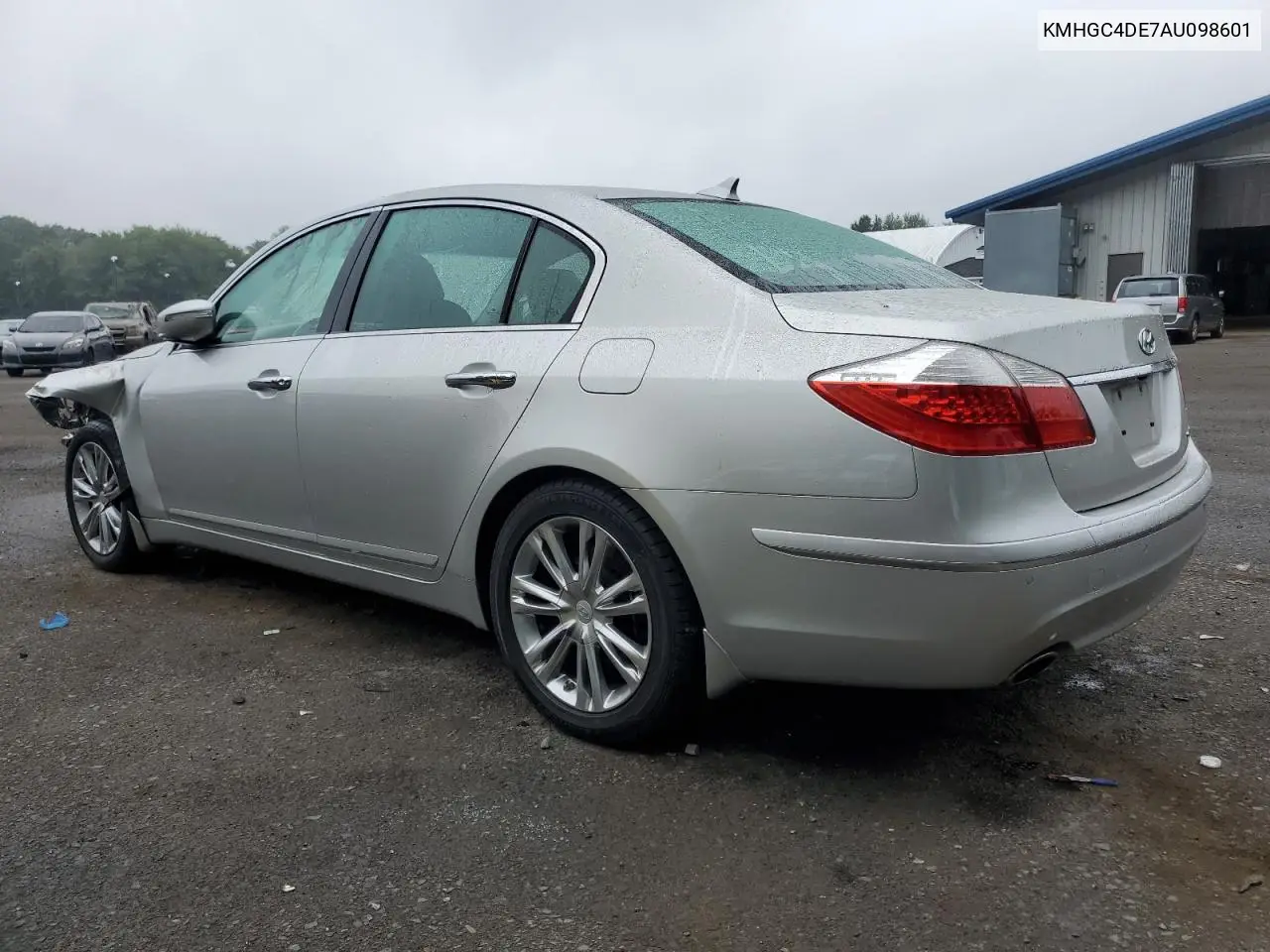 2010 Hyundai Genesis 3.8L VIN: KMHGC4DE7AU098601 Lot: 62093595