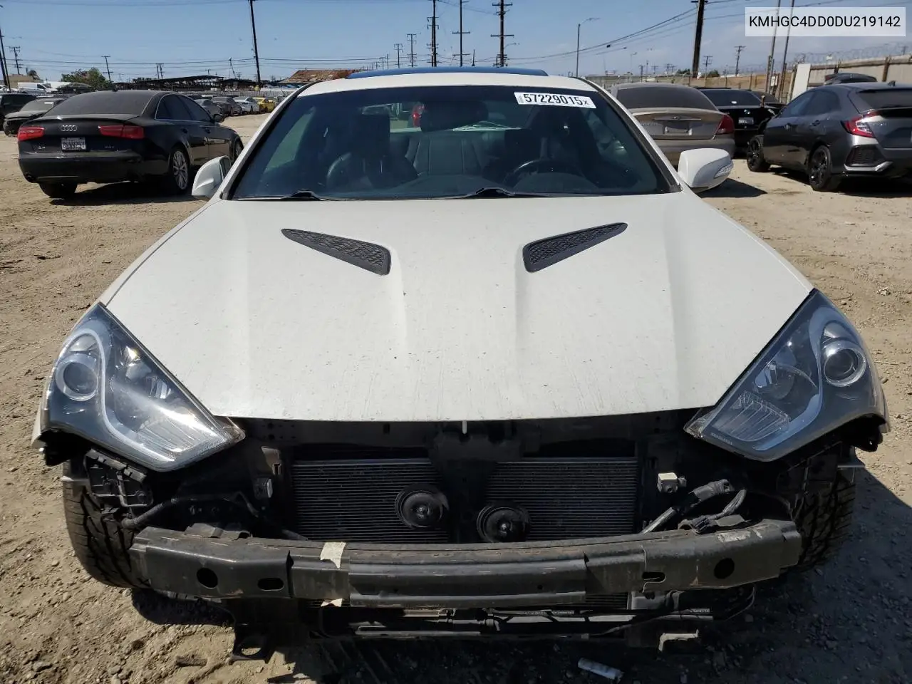 2013 Hyundai Genesis 3.8L VIN: KMHGC4DD0DU219142 Lot: 57229015