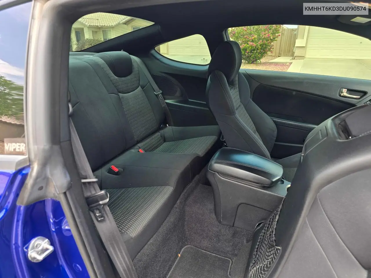 2013 Hyundai Genesis Coupe 2.0T VIN: KMHHT6KD3DU090574 Lot: 57272205