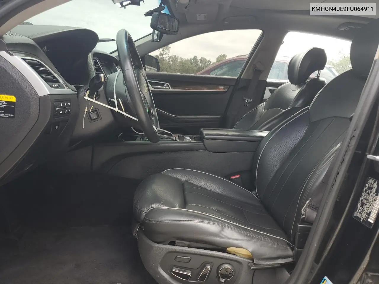 2015 Hyundai Genesis 3.8L VIN: KMHGN4JE9FU064911 Lot: 62968505