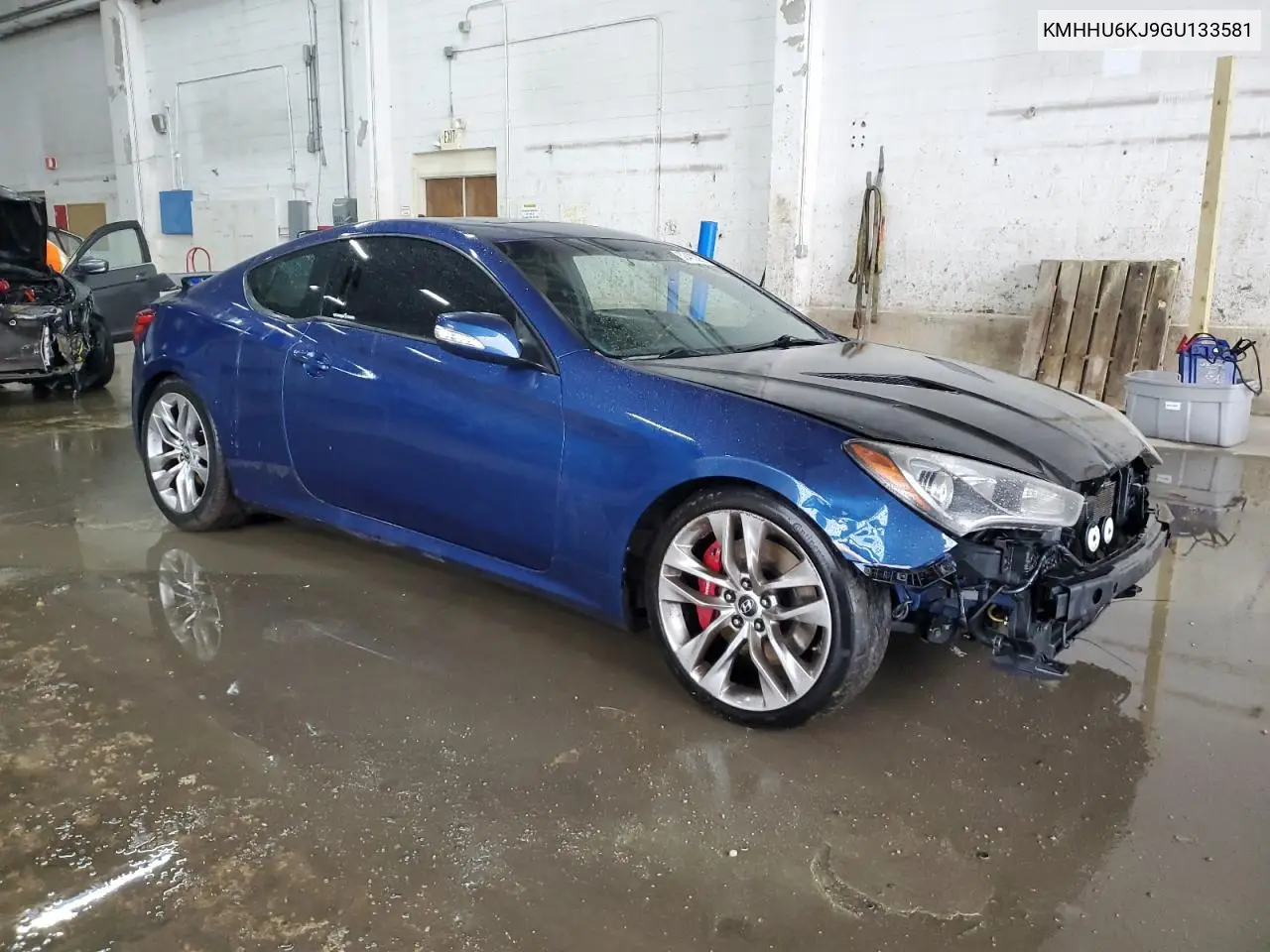 2016 Hyundai Genesis Coupe 3.8 R-Spec VIN: KMHHU6KJ9GU133581 Lot: 52402295