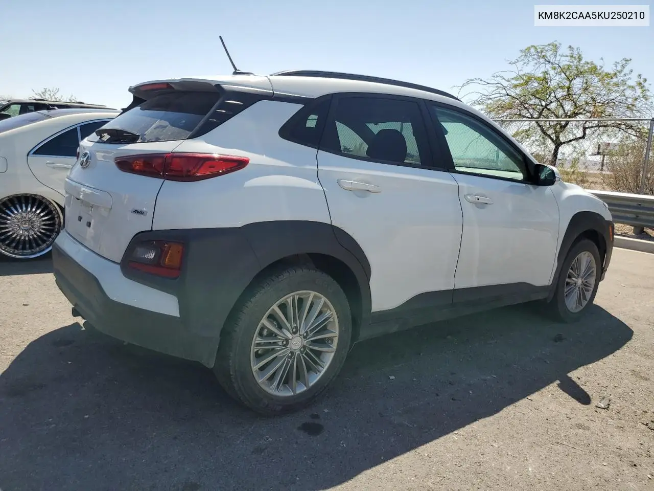 2019 Hyundai Kona Sel VIN: KM8K2CAA5KU250210 Lot: 64614485