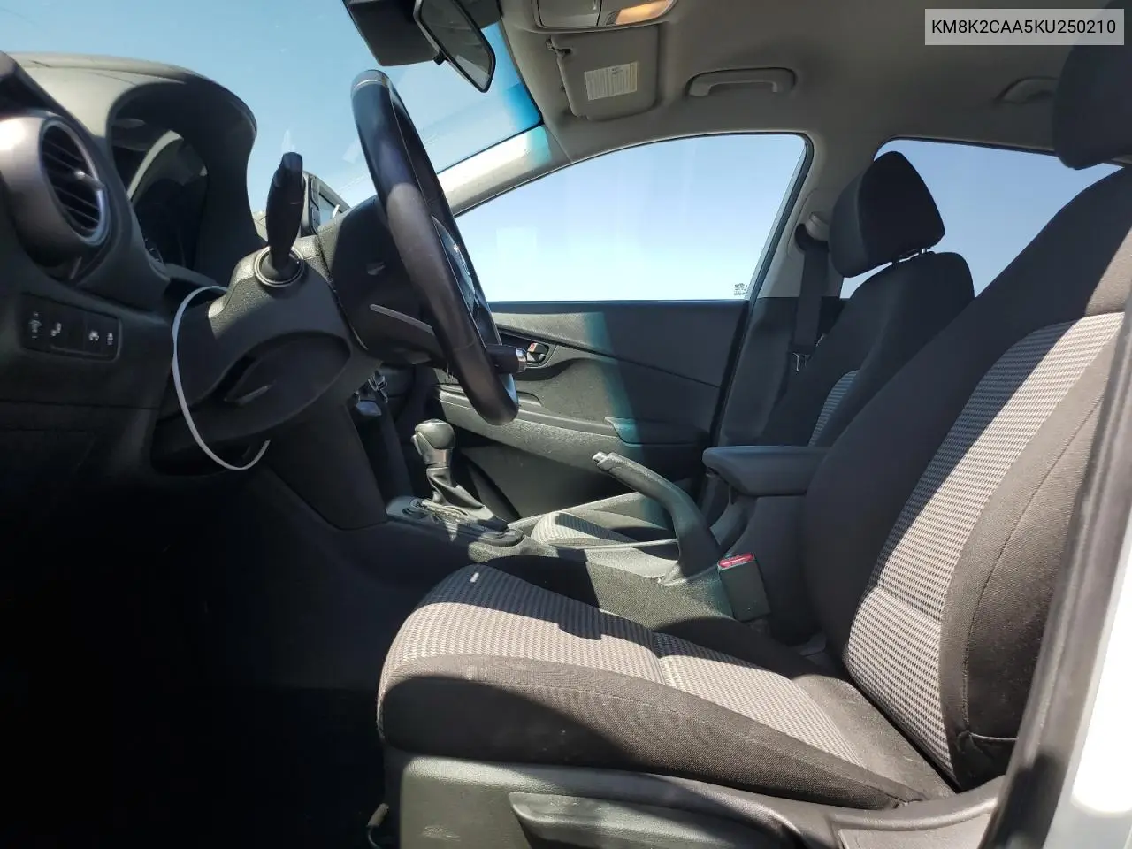 2019 Hyundai Kona Sel VIN: KM8K2CAA5KU250210 Lot: 64614485