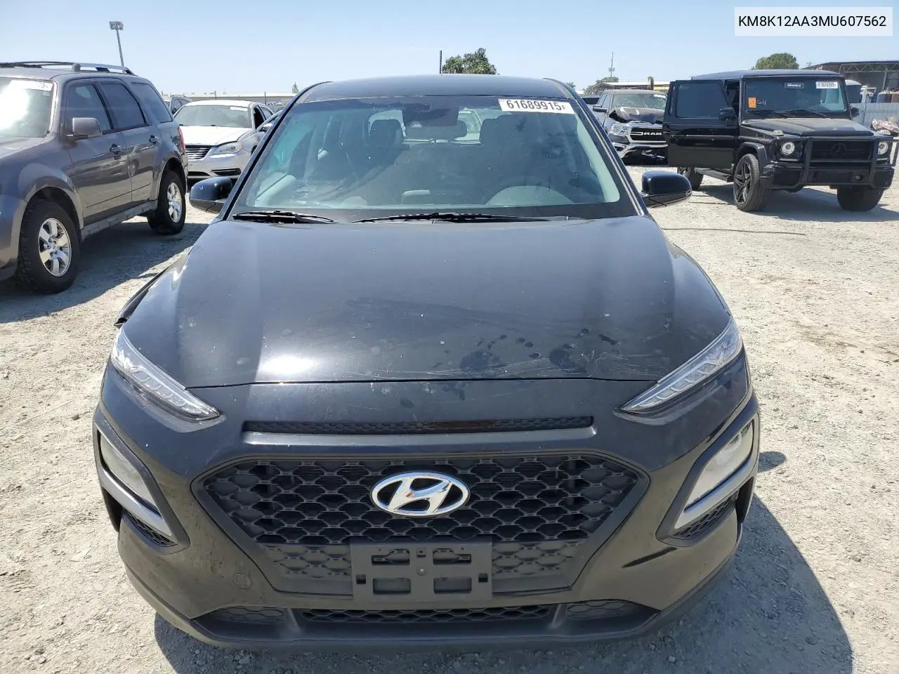 2021 Hyundai Kona Se VIN: KM8K12AA3MU607562 Lot: 61689915
