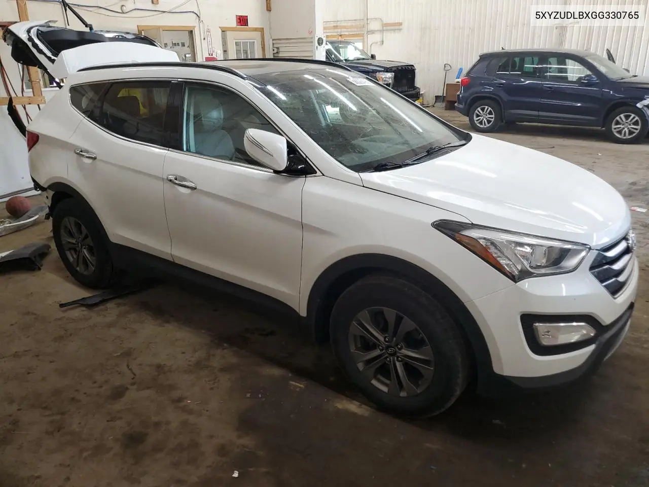 2016 Hyundai Santa Fe Sport VIN: 5XYZUDLBXGG330765 Lot: 56829495
