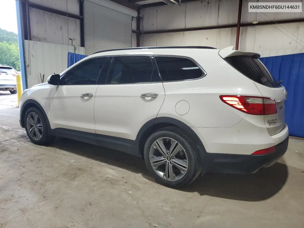 2016 Hyundai Santa Fe Se VIN: KM8SNDHF6GU144631 Lot: 62164255