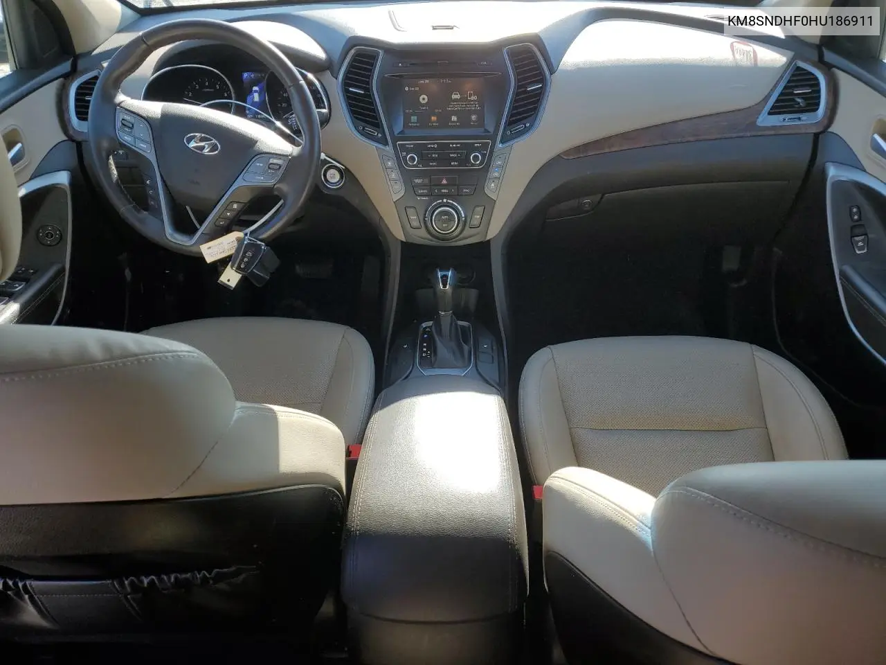 2017 Hyundai Santa Fe Se VIN: KM8SNDHF0HU186911 Lot: 42342135