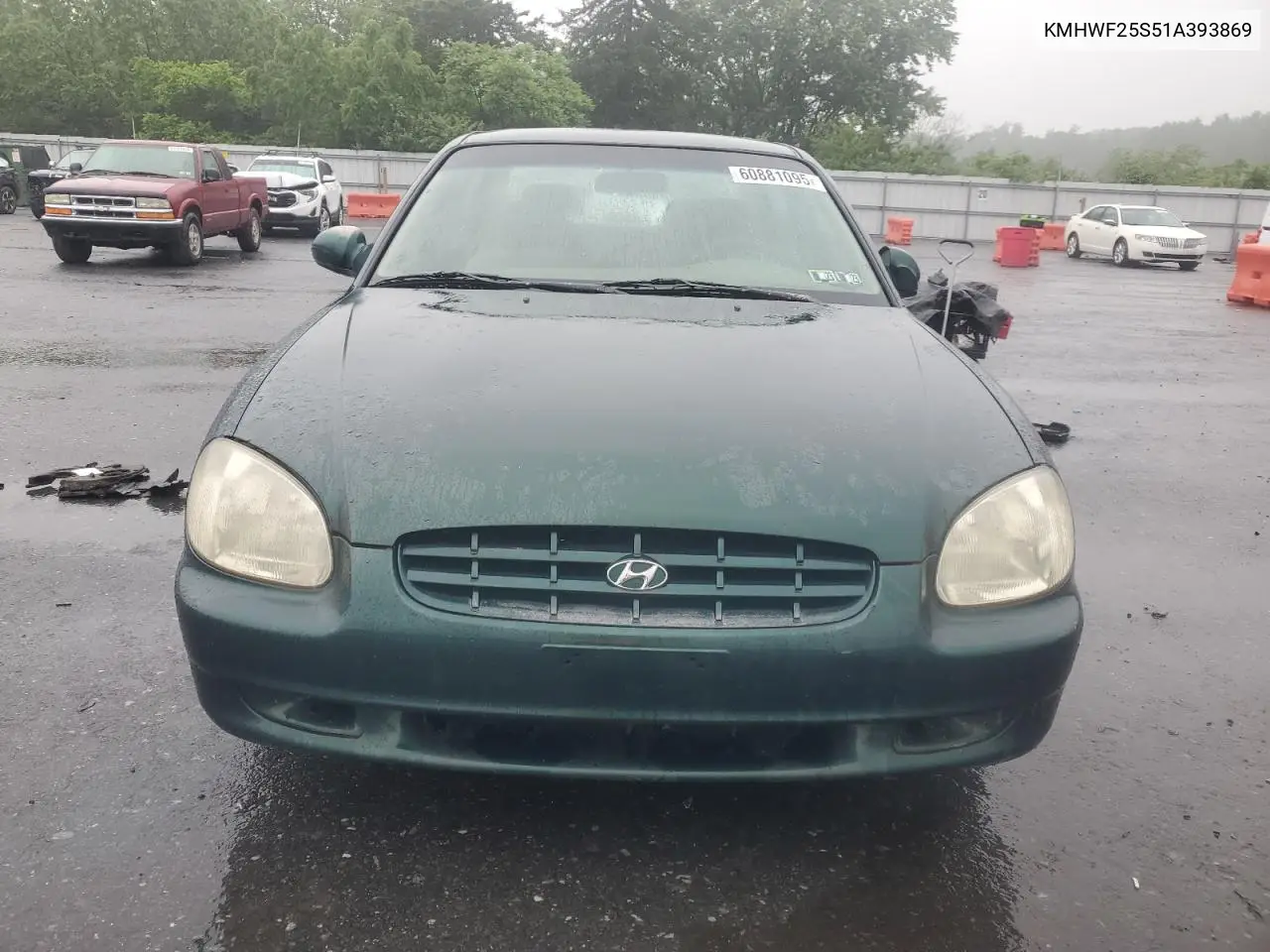 2001 Hyundai Sonata Gl VIN: KMHWF25S51A393869 Lot: 60881095