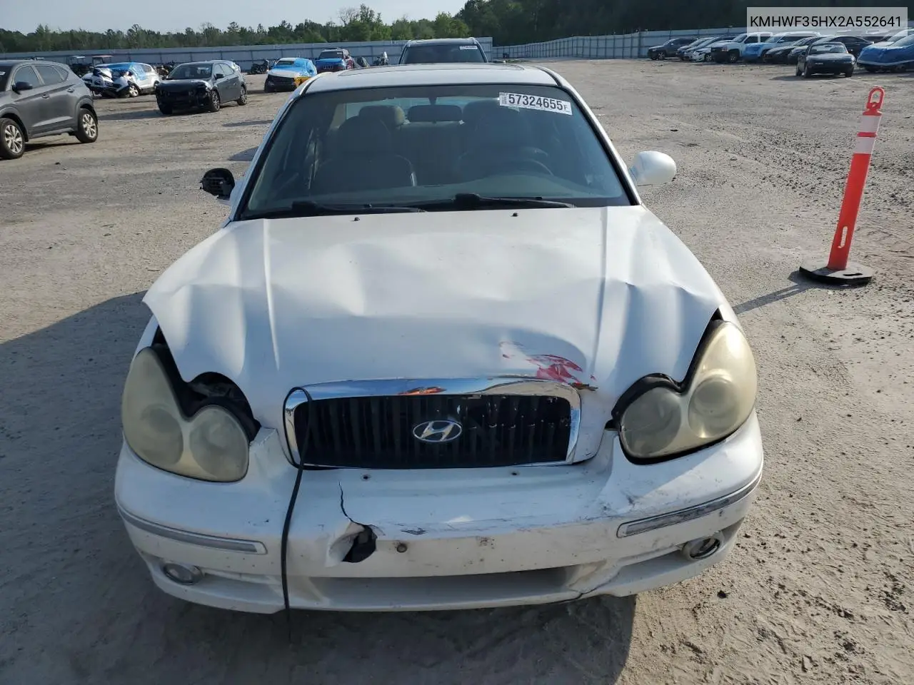 2002 Hyundai Sonata Gls VIN: KMHWF35HX2A552641 Lot: 57324655