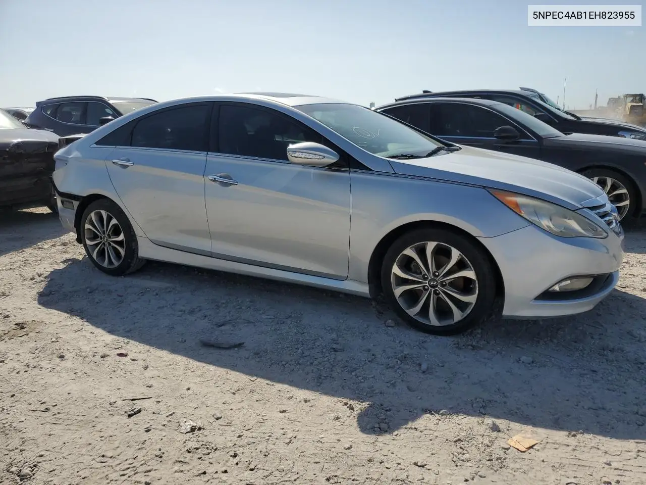 2014 Hyundai Sonata Se VIN: 5NPEC4AB1EH823955 Lot: 56747395