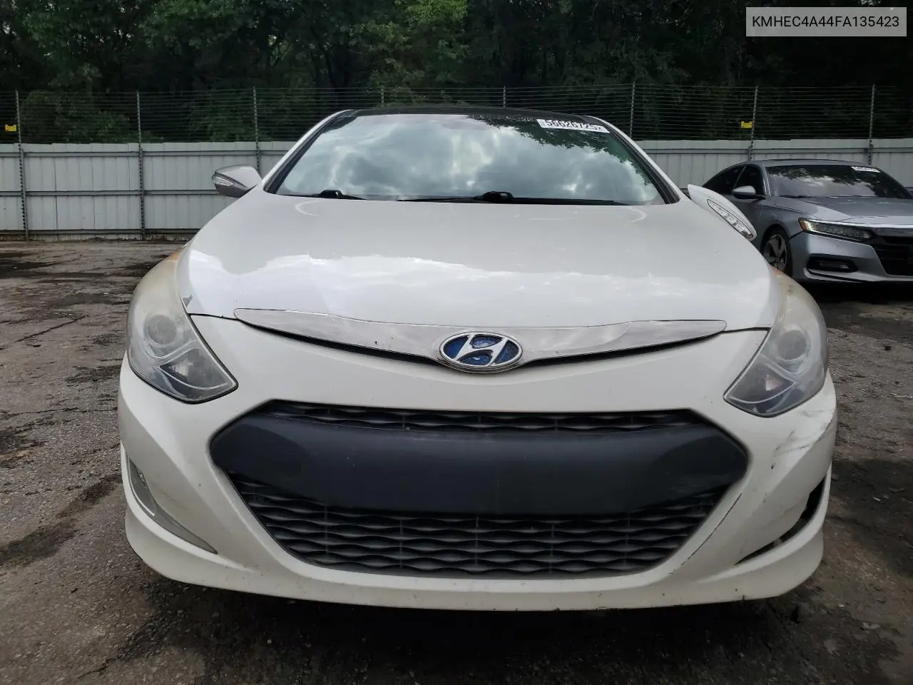 2015 Hyundai Sonata Hybrid VIN: KMHEC4A44FA135423 Lot: 56626725
