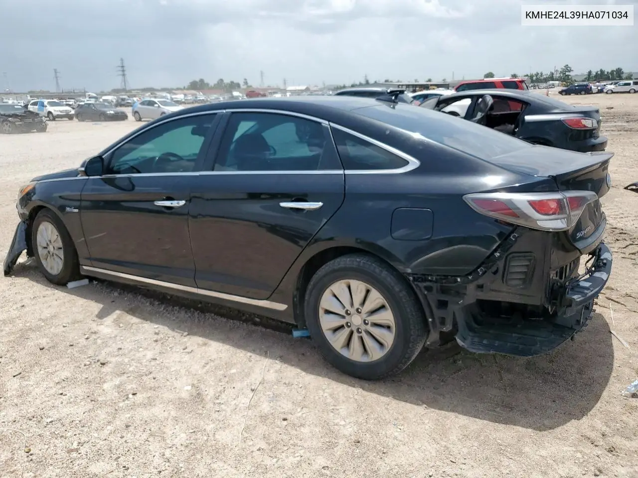 2017 Hyundai Sonata Hybrid VIN: KMHE24L39HA071034 Lot: 62089155