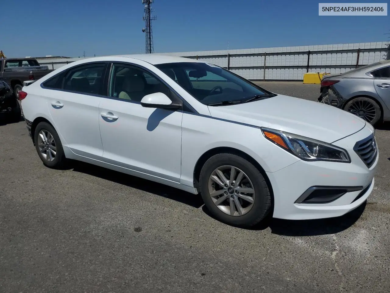 2017 Hyundai Sonata Se VIN: 5NPE24AF3HH592406 Lot: 62721765