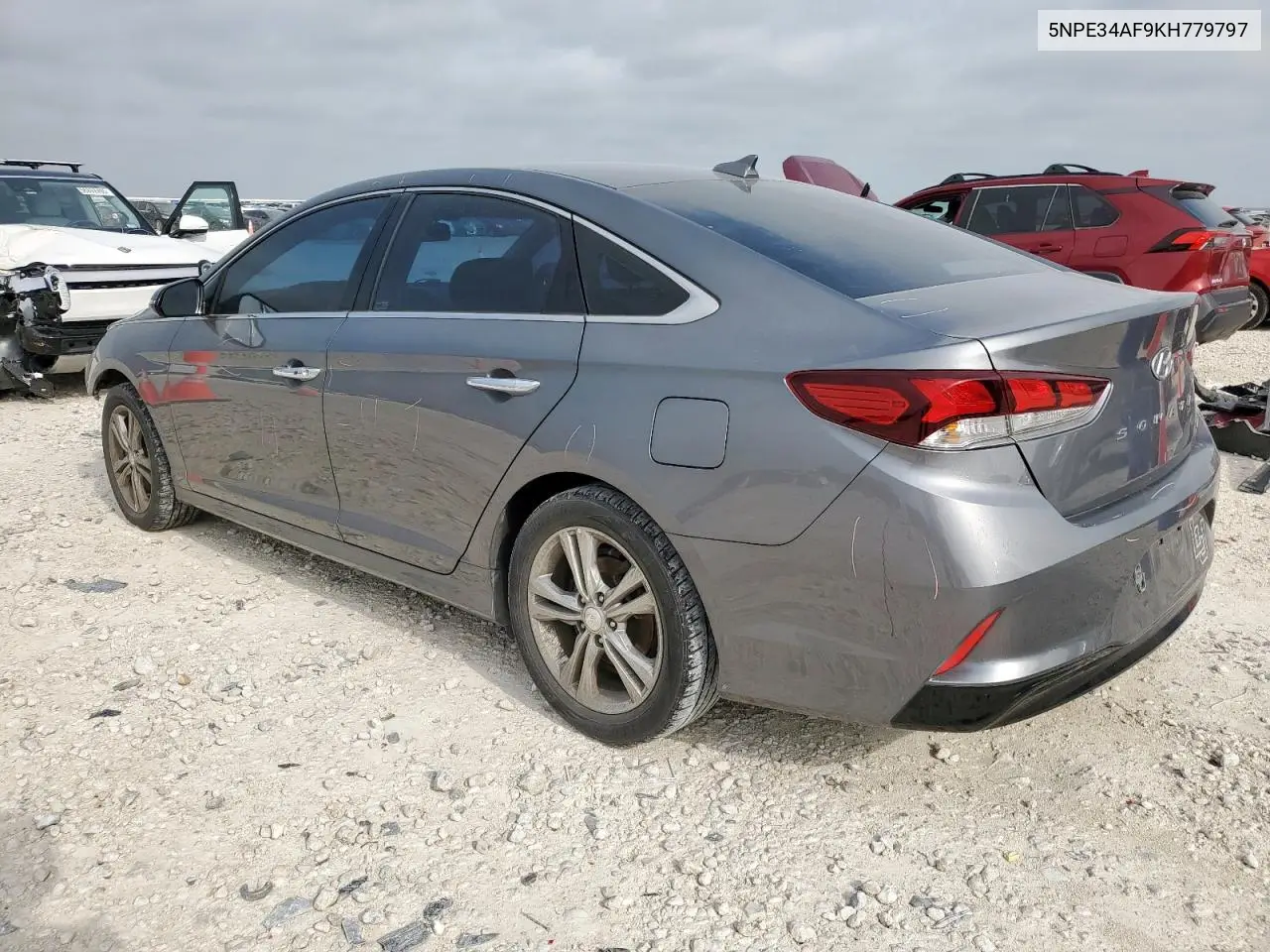 2019 Hyundai Sonata Limited VIN: 5NPE34AF9KH779797 Lot: 56404065