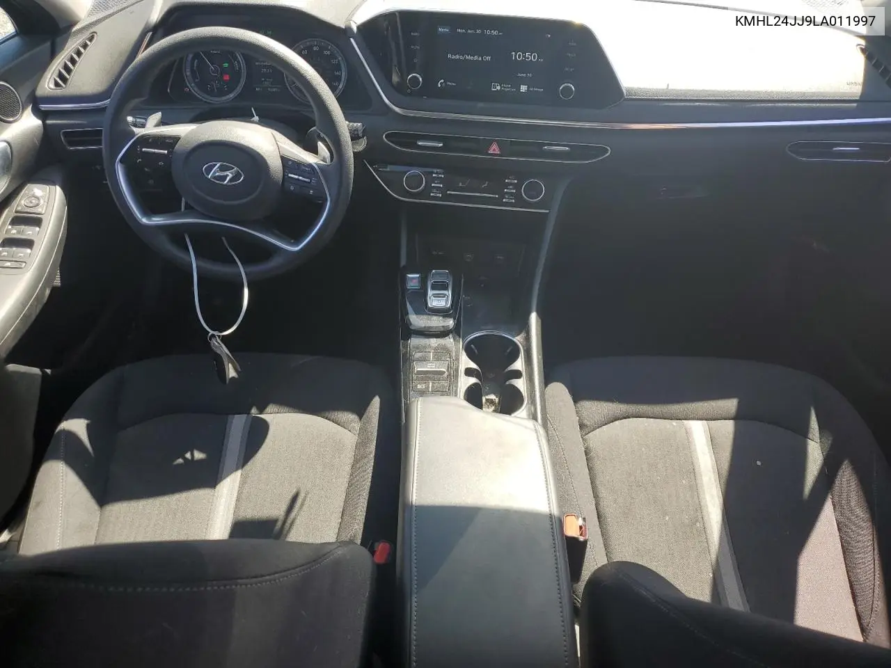 2020 Hyundai Sonata Hybrid VIN: KMHL24JJ9LA011997 Lot: 61874095