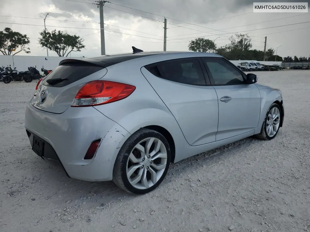 2013 Hyundai Veloster VIN: KMHTC6AD5DU161026 Lot: 65984005
