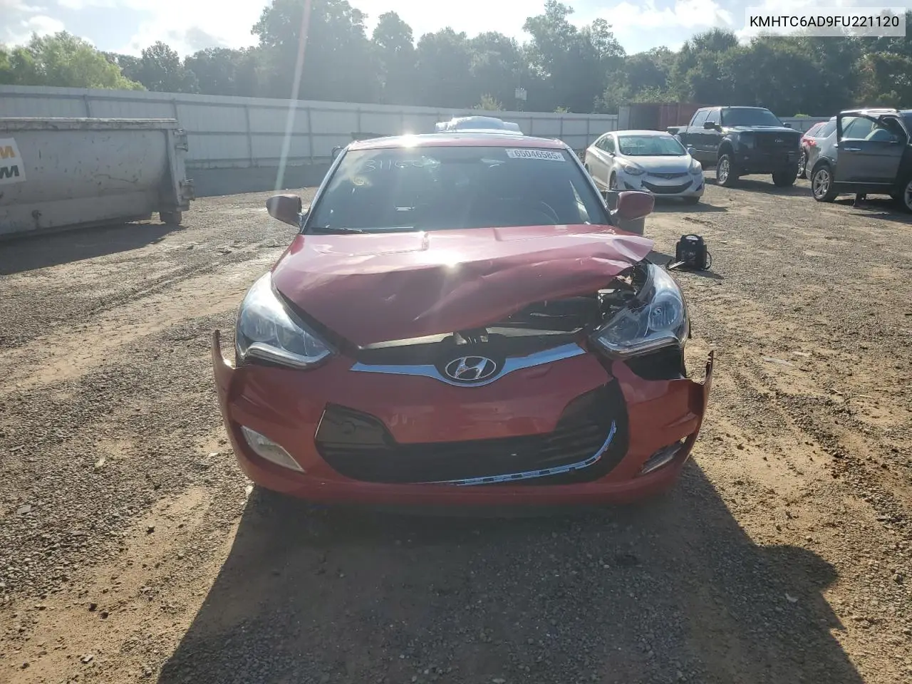 2015 Hyundai Veloster VIN: KMHTC6AD9FU221120 Lot: 65046585