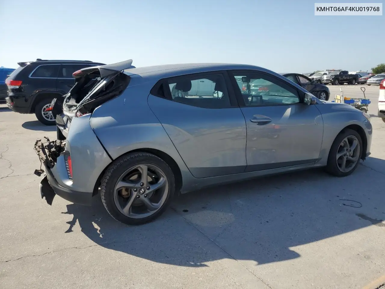 2019 Hyundai Veloster Base VIN: KMHTG6AF4KU019768 Lot: 53526665