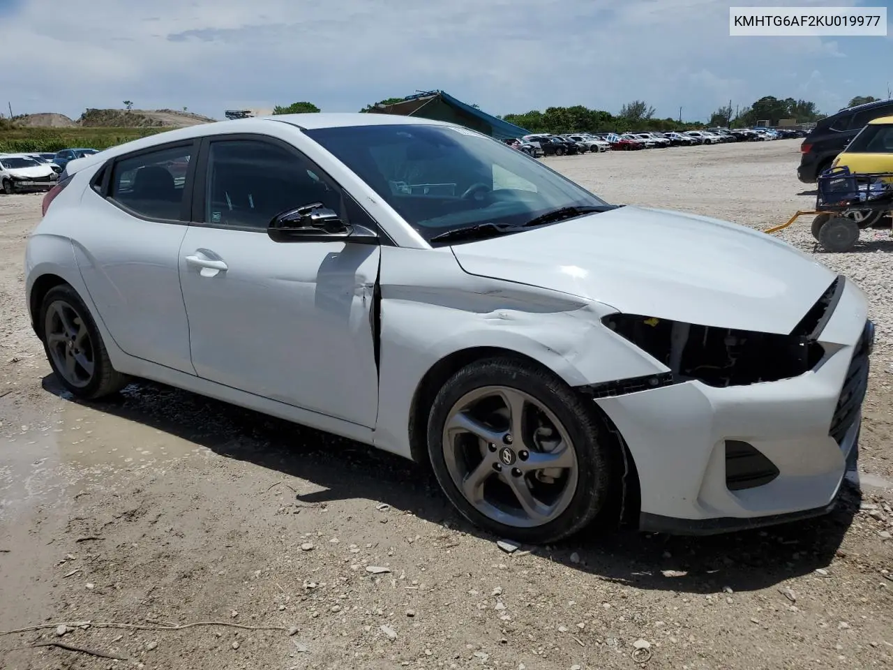 2019 Hyundai Veloster Base VIN: KMHTG6AF2KU019977 Lot: 62178965