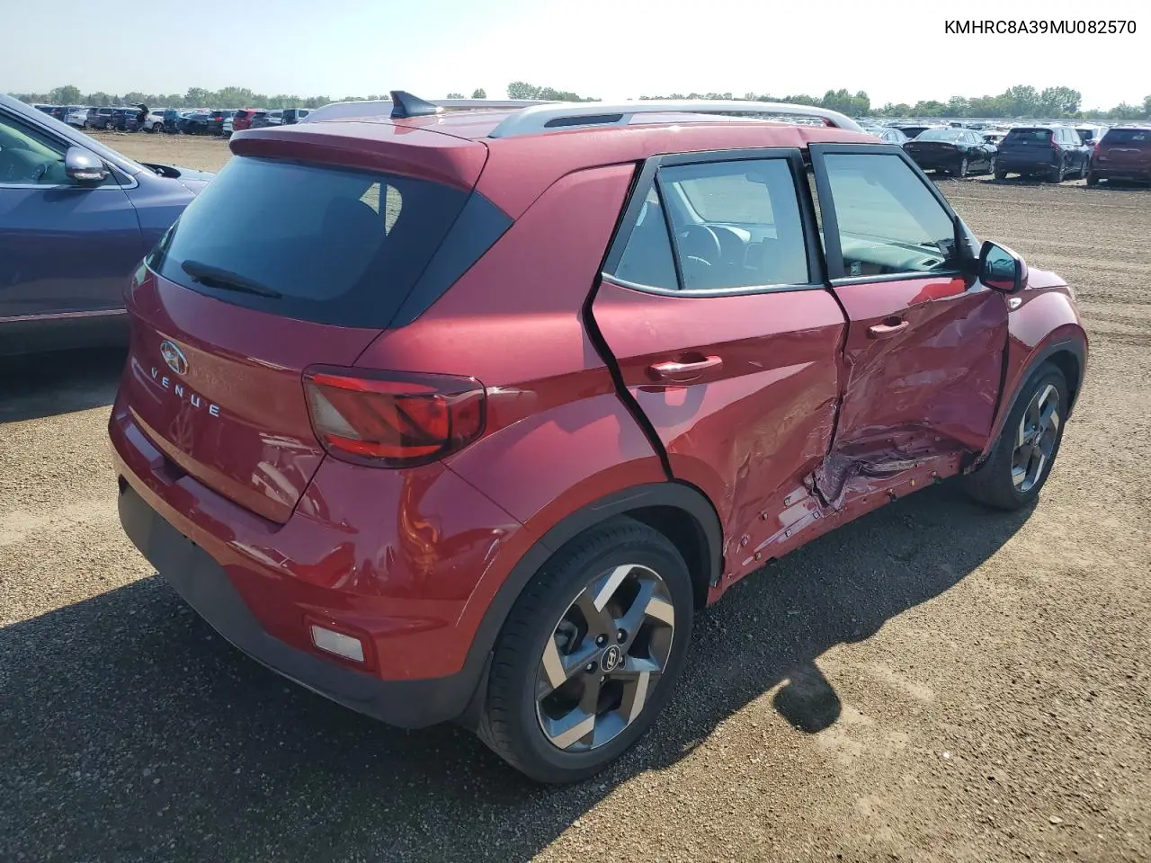 2021 Hyundai Venue Sel VIN: KMHRC8A39MU082570 Lot: 62613075