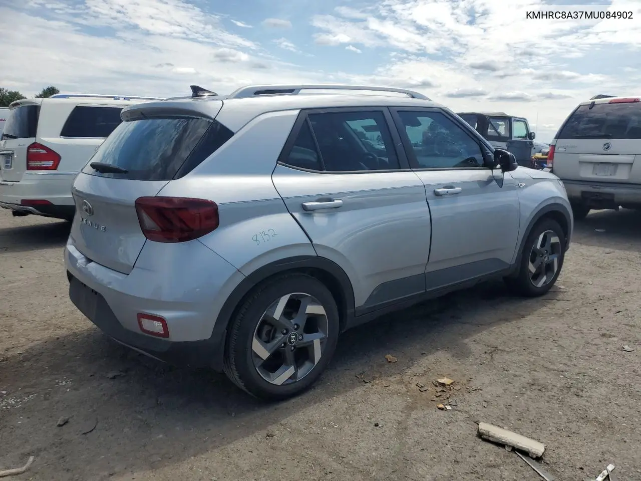 2021 Hyundai Venue Sel VIN: KMHRC8A37MU084902 Lot: 65626315