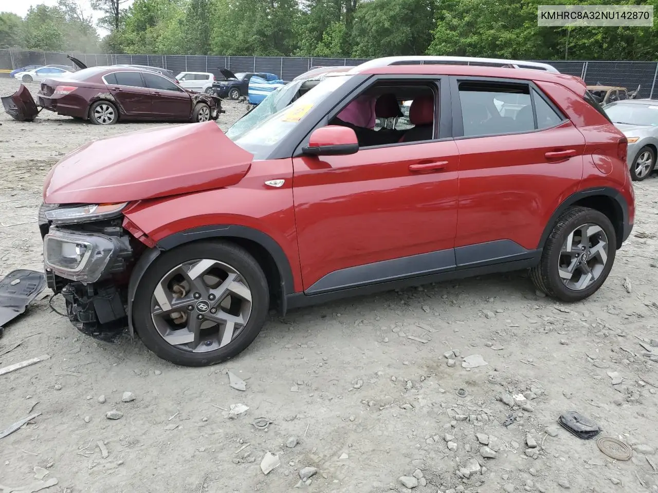 2022 Hyundai Venue Sel VIN: KMHRC8A32NU142870 Lot: 56768975