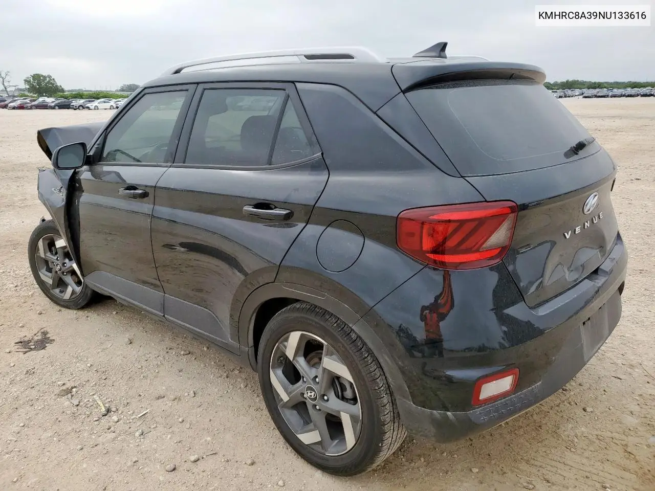 2022 Hyundai Venue Sel VIN: KMHRC8A39NU133616 Lot: 57070405