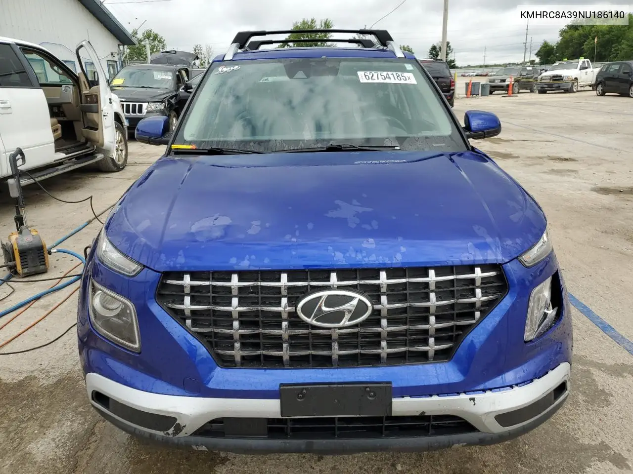 2022 Hyundai Venue Sel VIN: KMHRC8A39NU186140 Lot: 62754185