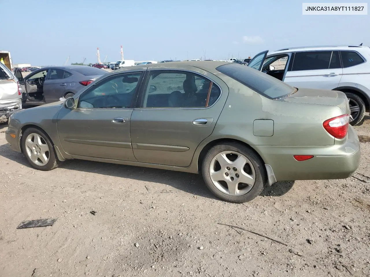 2000 Infiniti I30 VIN: JNKCA31A8YT111827 Lot: 51318285