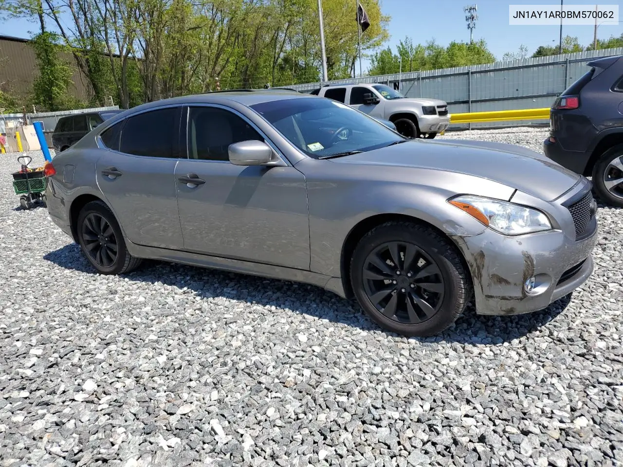 2011 Infiniti M56 X VIN: JN1AY1AR0BM570062 Lot: 56310475