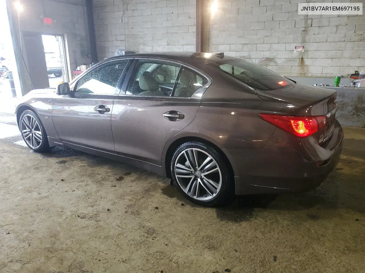 2014 Infiniti Q50 Base VIN: JN1BV7AR1EM697195 Lot: 56332245