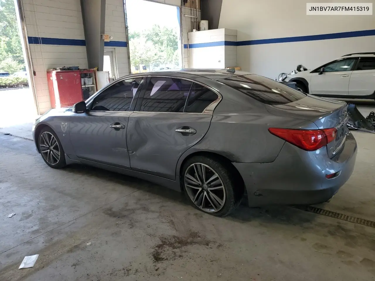 2015 Infiniti Q50 Base VIN: JN1BV7AR7FM415319 Lot: 63417505