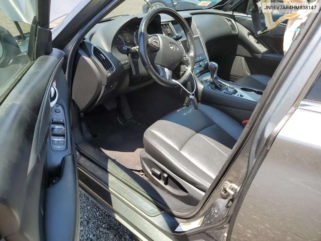 2017 Infiniti Q50 Premium VIN: JN1EV7AR4HM838147 Lot: 62918375