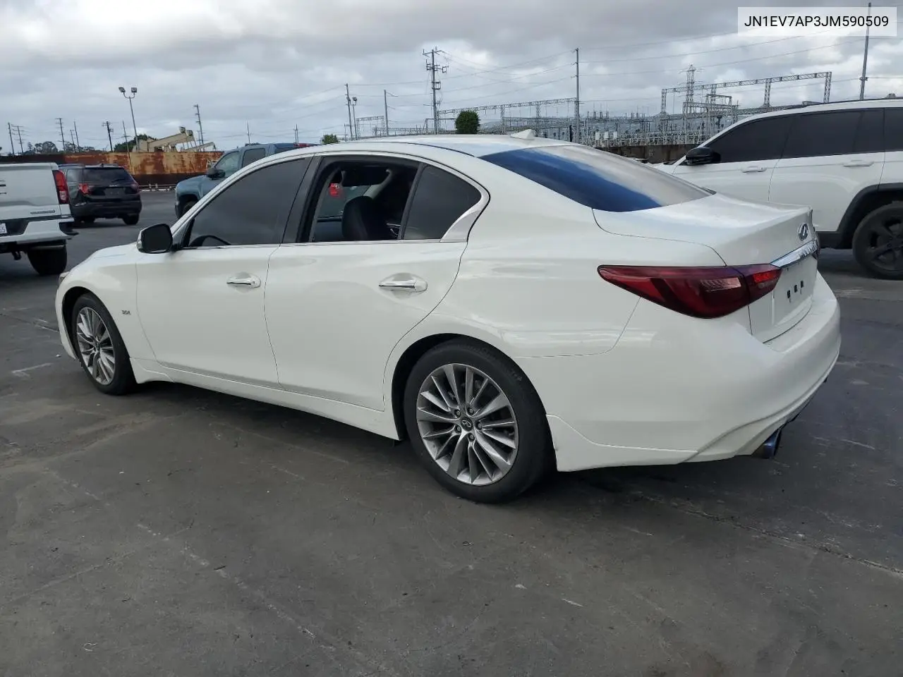 2018 Infiniti Q50 Luxe VIN: JN1EV7AP3JM590509 Lot: 56700755