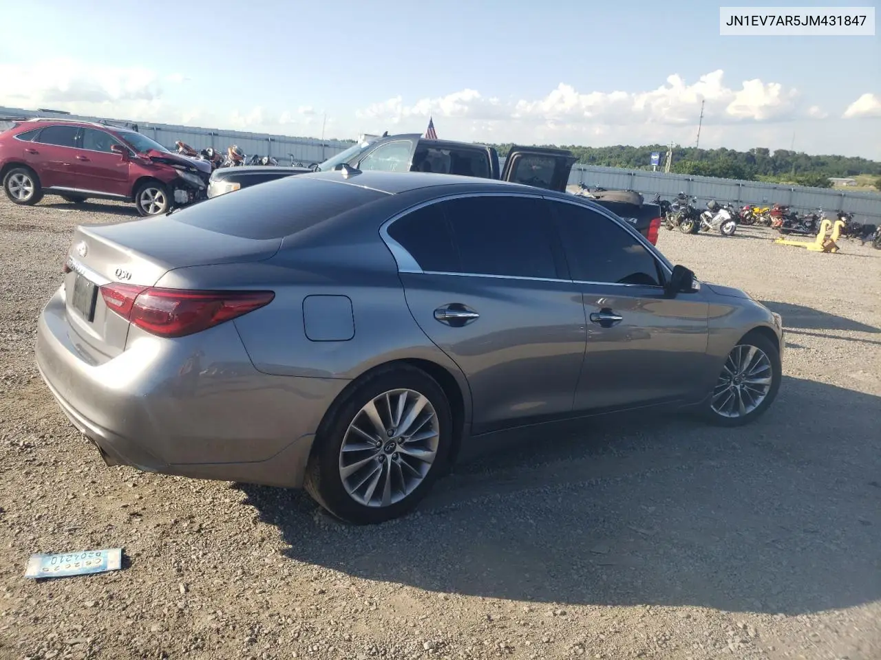 2018 Infiniti Q50 Luxe VIN: JN1EV7AR5JM431847 Lot: 63106235