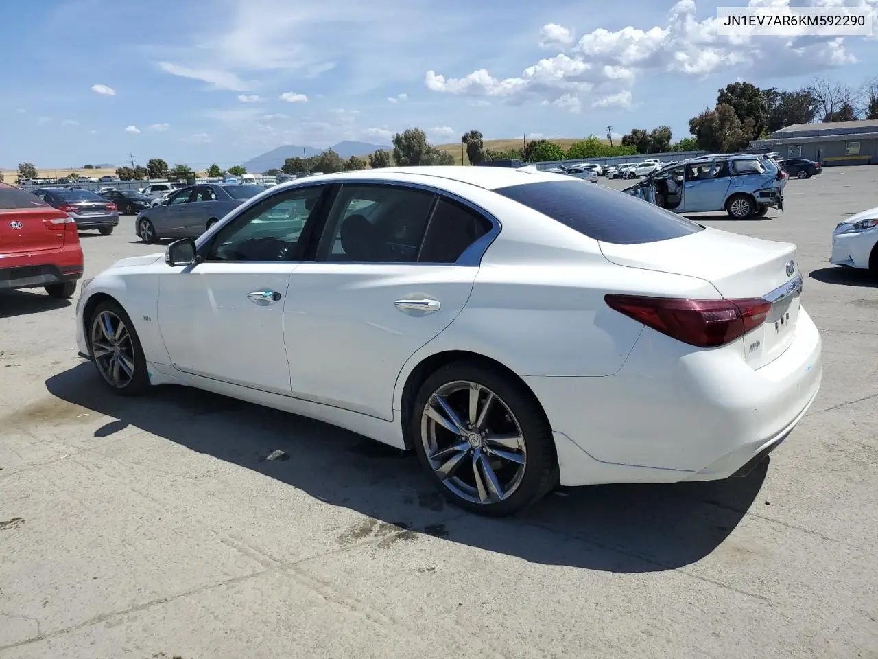 2019 Infiniti Q50 Luxe VIN: JN1EV7AR6KM592290 Lot: 56526505