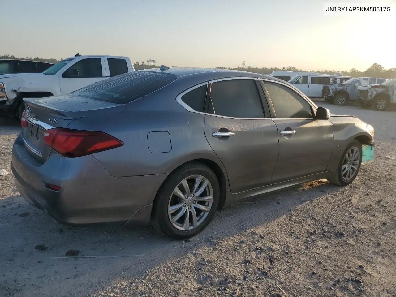 2019 Infiniti Q70 3.7 Luxe VIN: JN1BY1AP3KM505175 Lot: 52278355